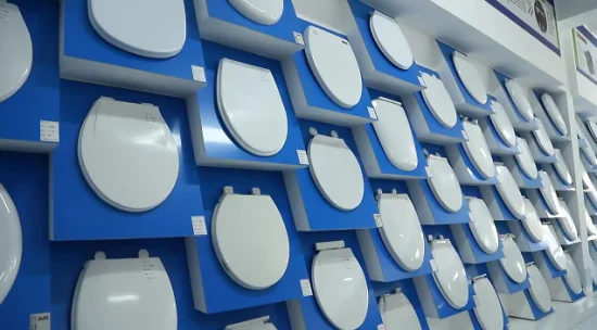 Assento sanitário lento de plástico UF de alto desempenho em baixo